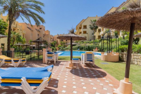 Lovely 2BR Penthouse in La Duquesa with Seaviews